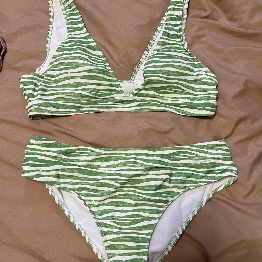 SHEIN Green Zebra Print Bikini